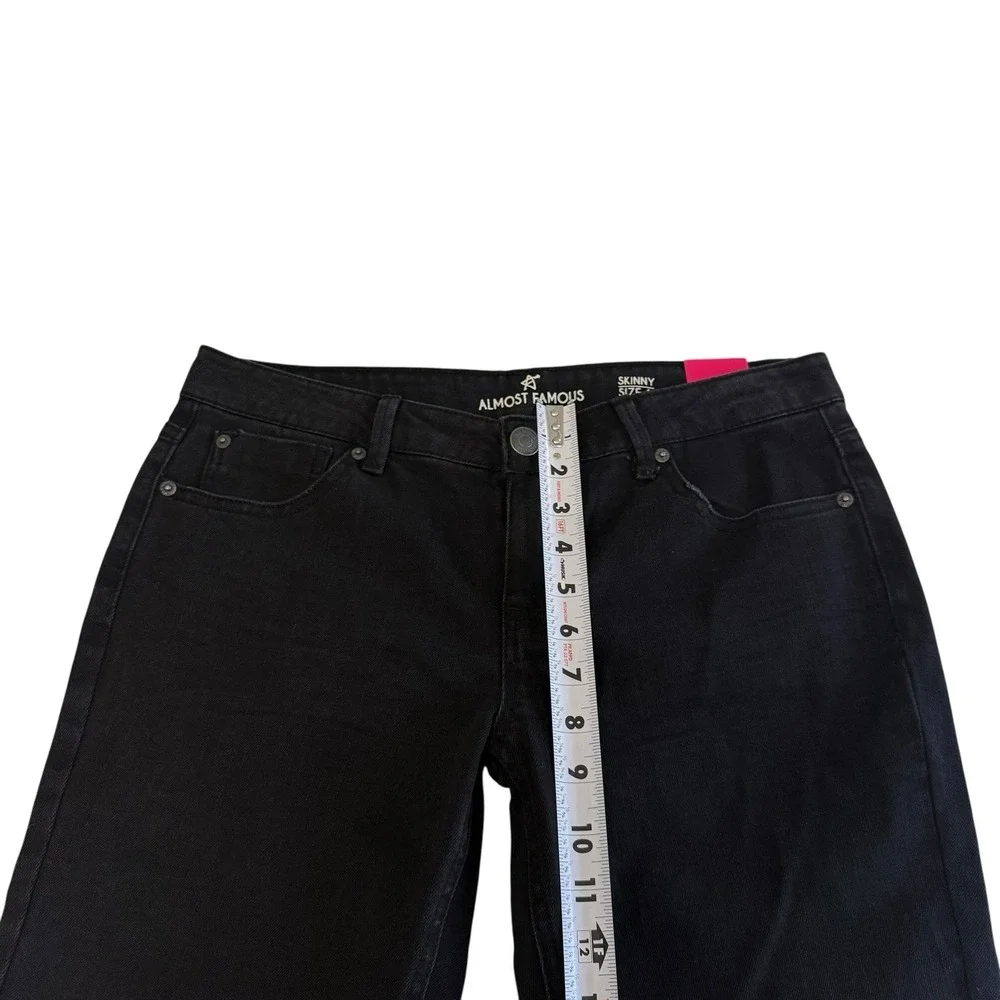 Almost Famous‎ Black Skinny Stretch 70% Cotton NEW Jeans Size 11 #559